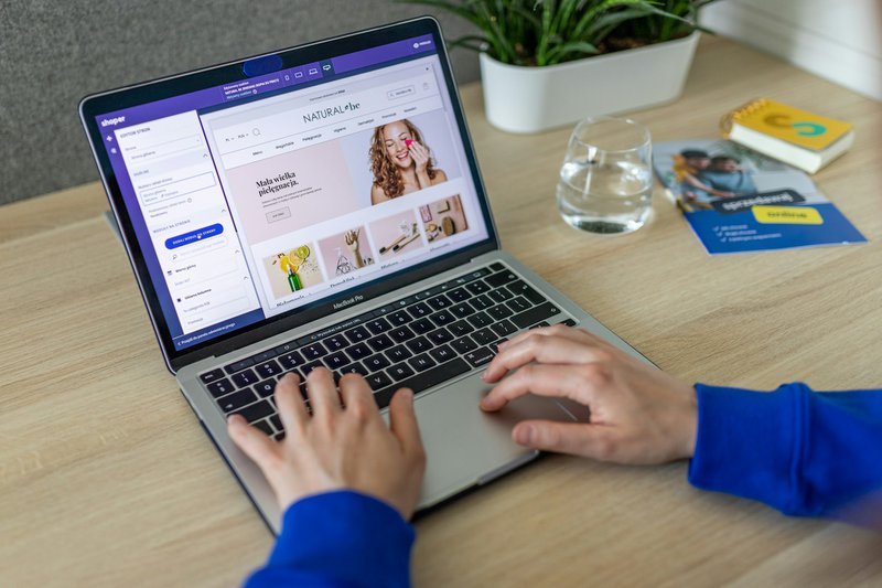 e-commerce
